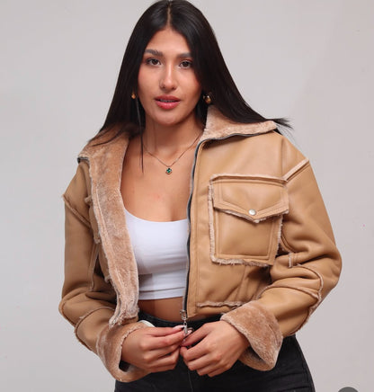 Chaqueta polar en cuero