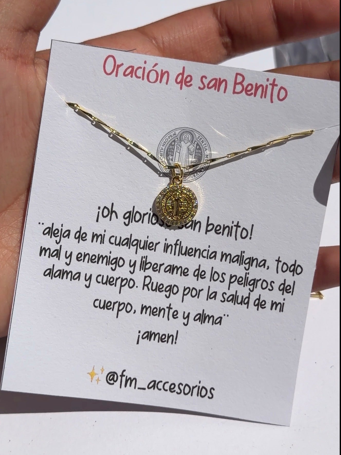 Cadena san Benito blanco